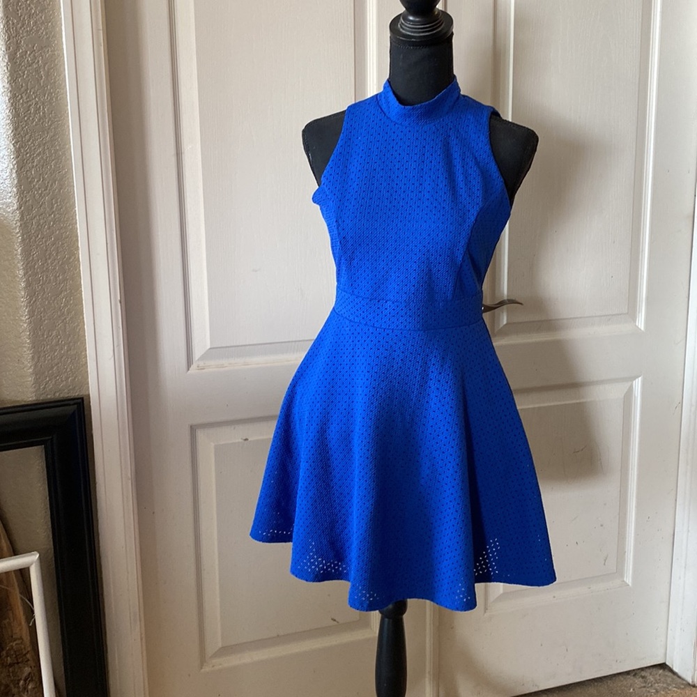 Emerald Sunday short blue dress